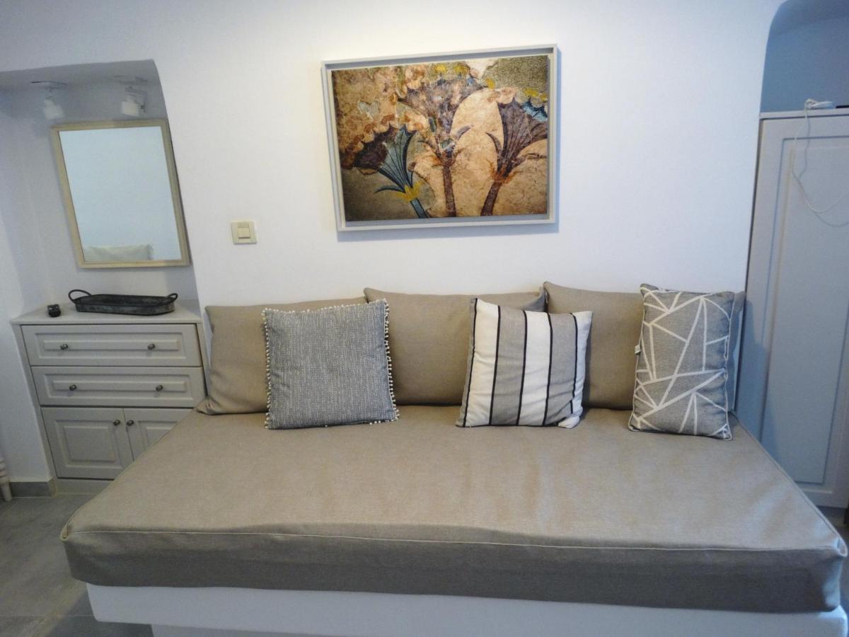 Yposkafo Suites - Studio - Santorini Fira  Bagian luar foto