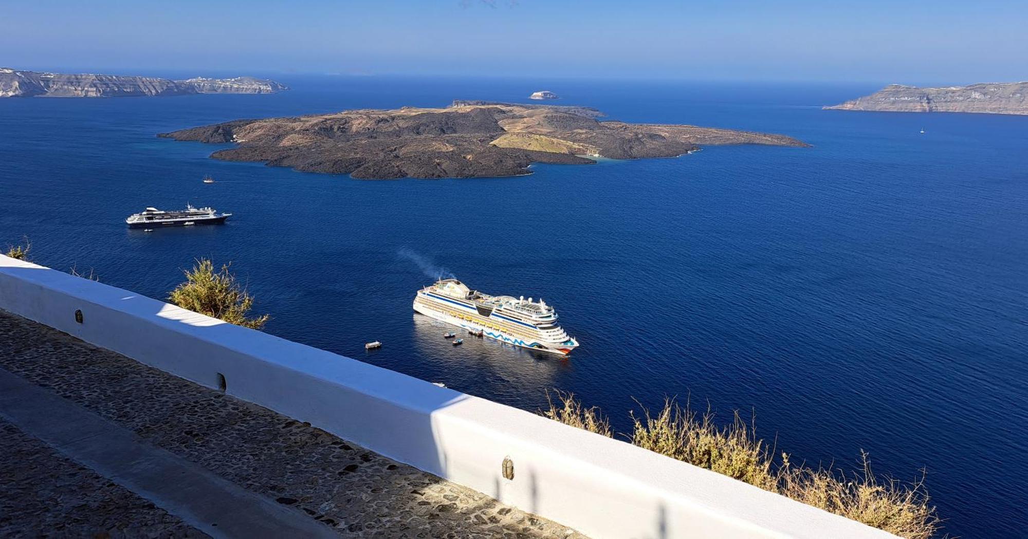 Yposkafo Suites - Studio - Santorini Fira  Bagian luar foto