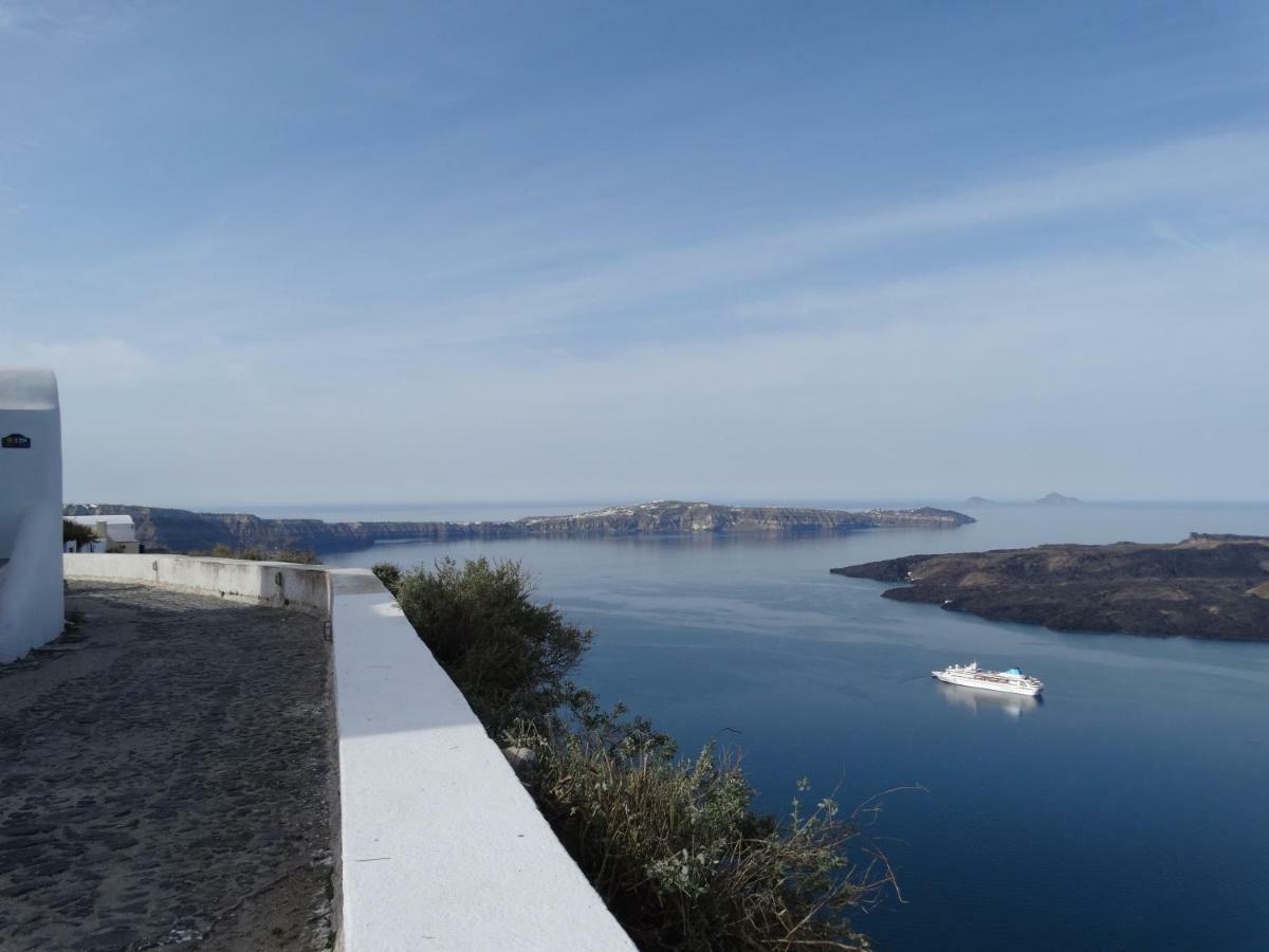 Yposkafo Suites - Studio - Santorini Fira  Bagian luar foto