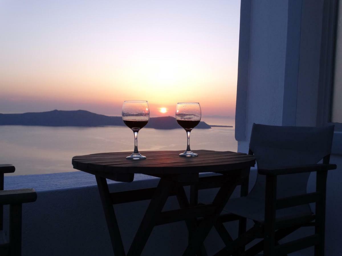 Yposkafo Suites - Studio - Santorini Fira  Bagian luar foto